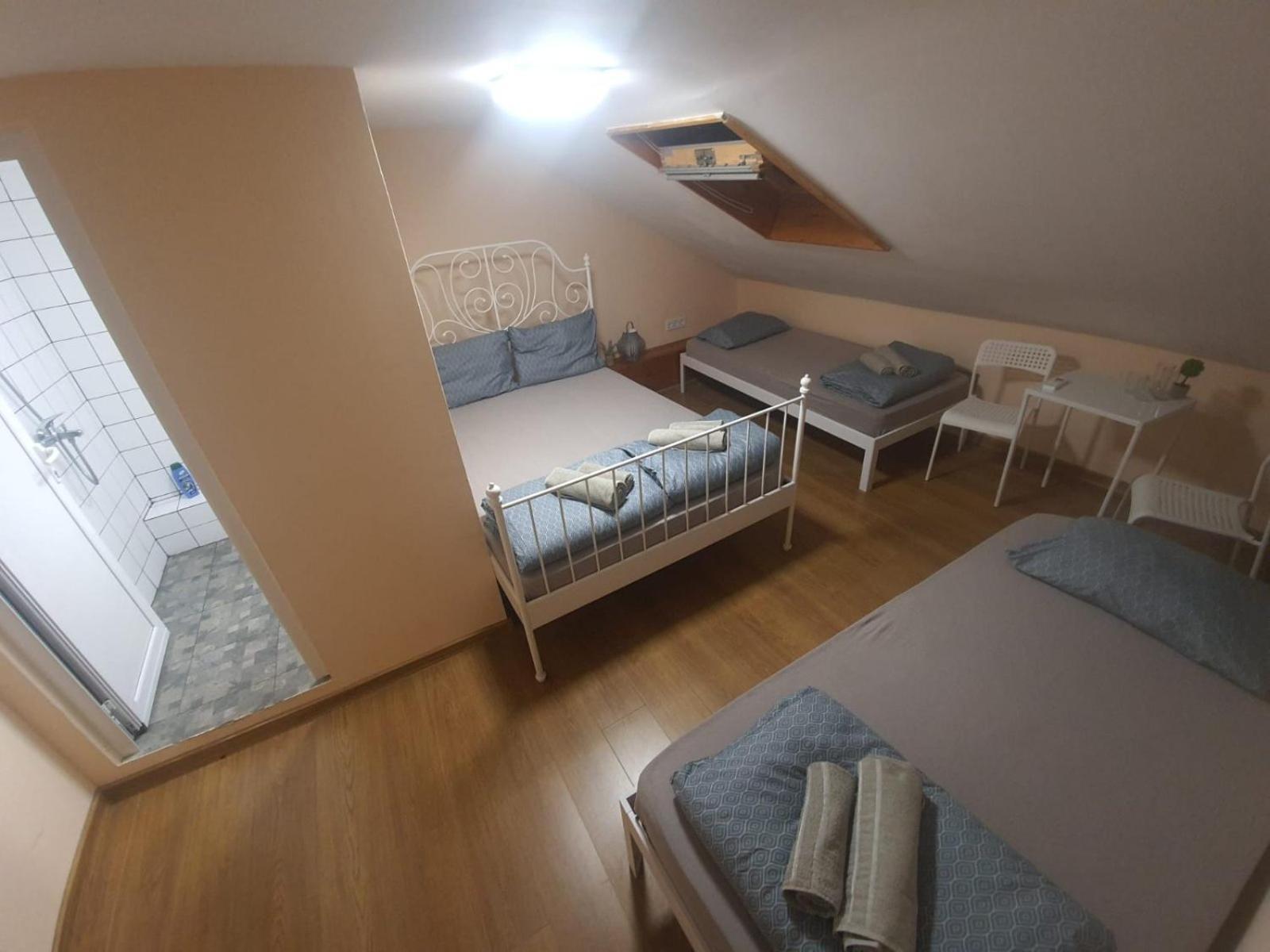 Downtown - Han Teo Suites - Center Plovdiv - Kapana Art District Bilik gambar