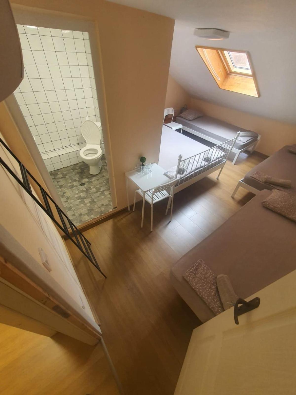 Downtown - Han Teo Suites - Center Plovdiv - Kapana Art District Bilik gambar